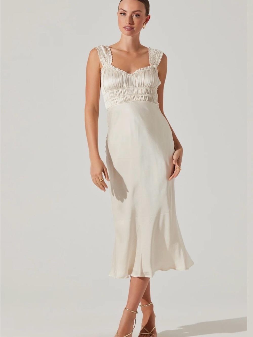 ASTR The Label Aurelia Satin Sweetheart Midi Dress Cream Medium